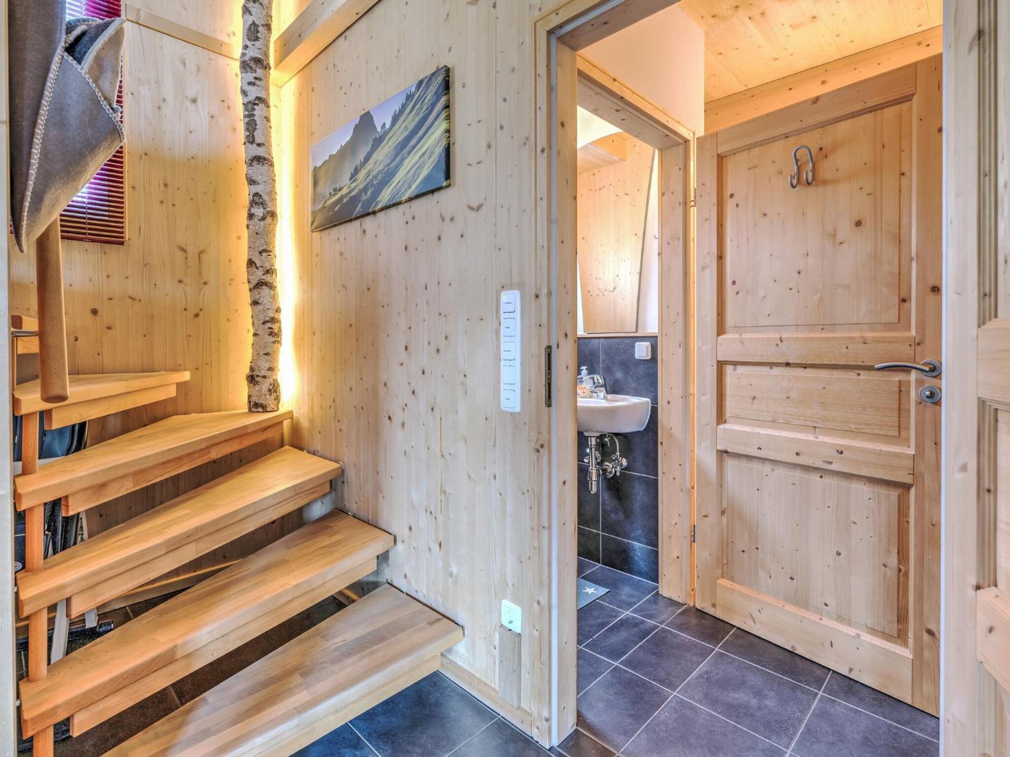 Detached Chalet In Hohentauern With Sauna Exteriör bild